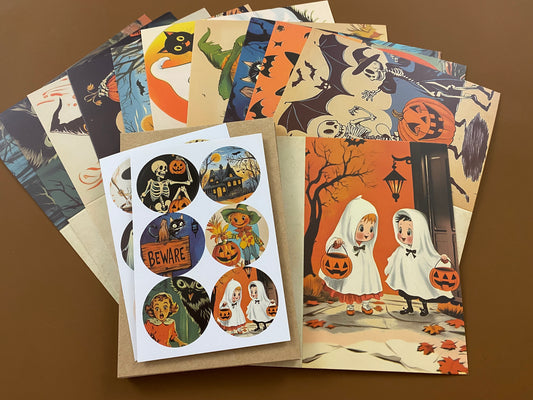 Vintage Style Halloween Card Set